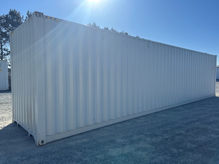 massey-ferguson-8-image-5