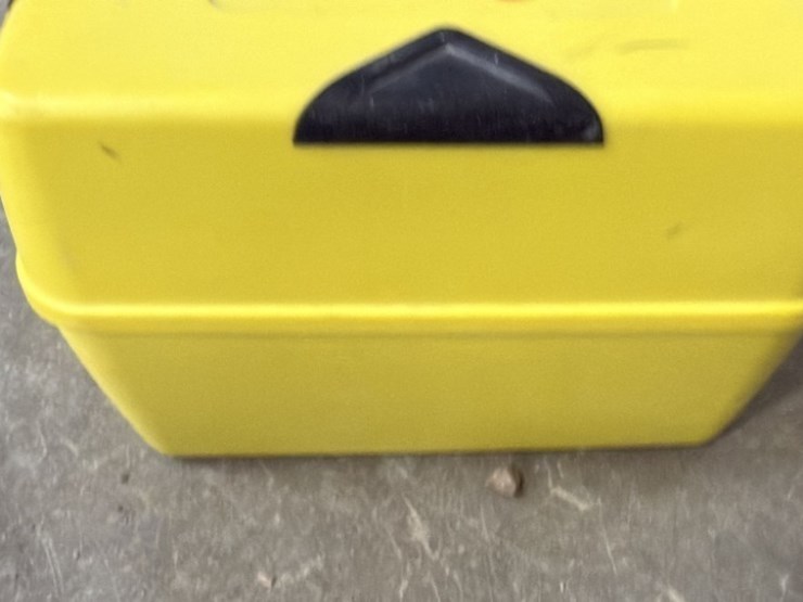 leica-na524-automatic-level-image-6