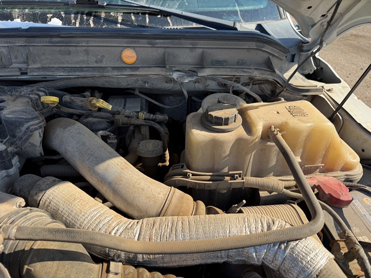 2014-ford-f550-xl-image-39