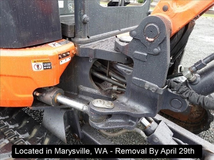 2019-kubota-kx033-4-image-3