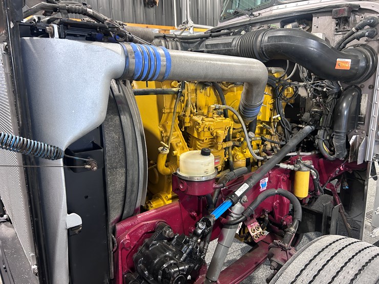 2007-peterbilt-379-image-106