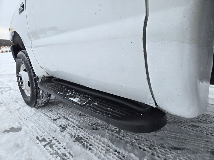 2001-ford-f350-image-23