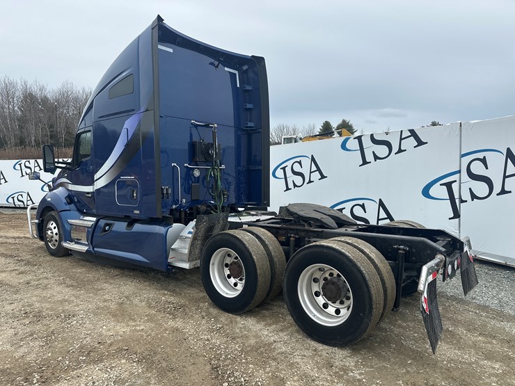 2020-kenworth-t680-image-3
