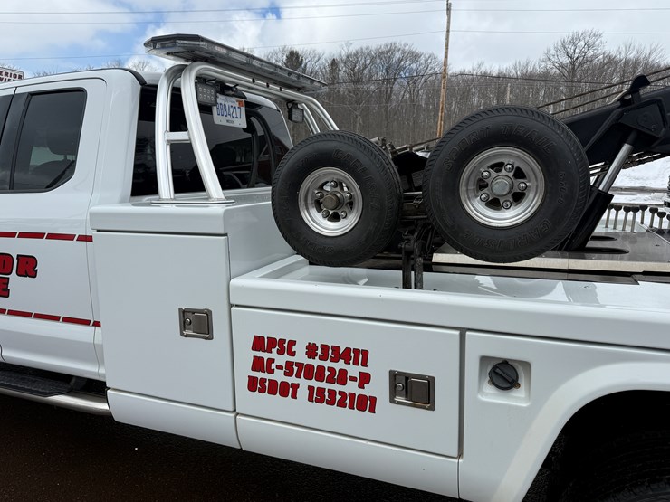 2018-ford-f550-image-13