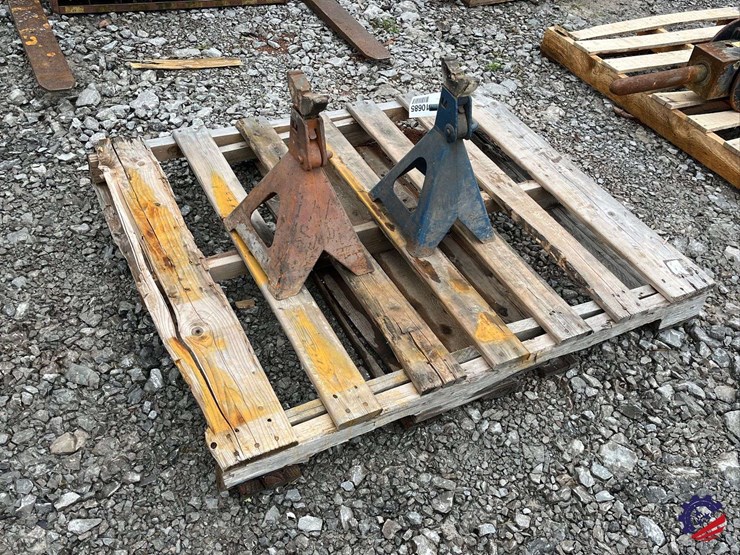 (2)-nesco-heavy-duty/-6t-adjustable-jackstands-image-8