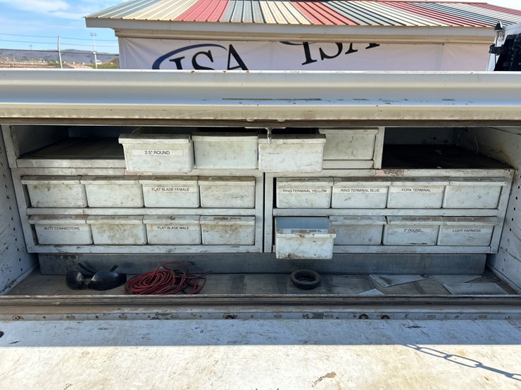 2012-ford-f550-image-25