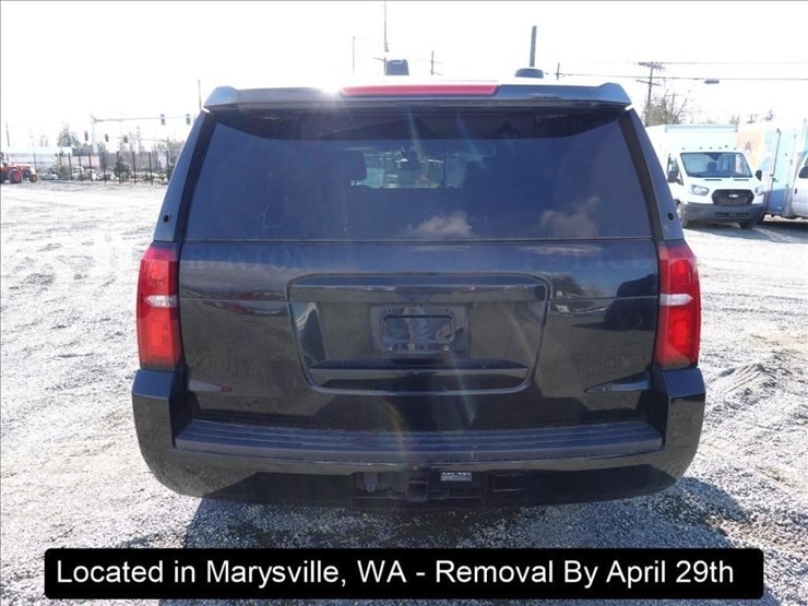 2015-chevrolet-tahoe-image-23