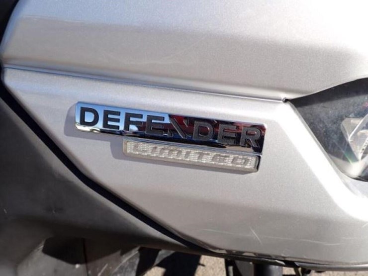 2021-can-am-defender-limited-hd10-4x4-side-by-side-image-29