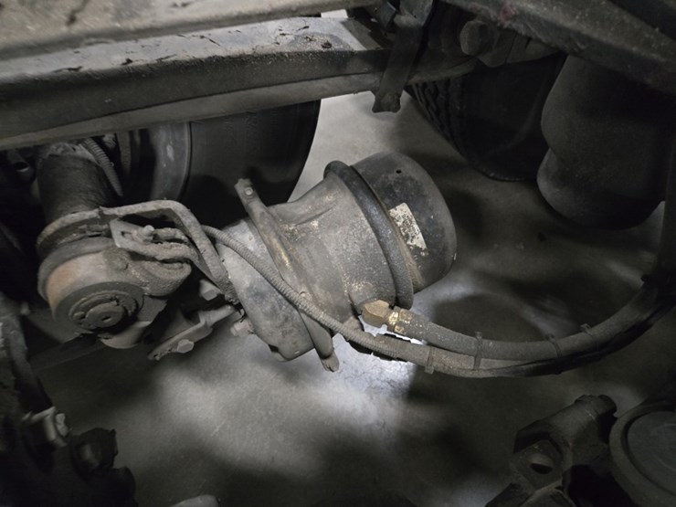 2015-kenworth-t680-image-34