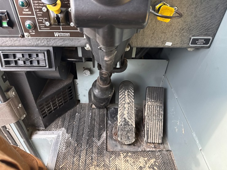 1998-massey-ferguson-8-image-75