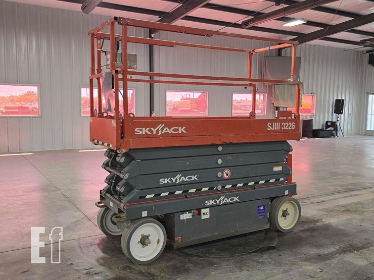 2017-skyjack-sjiii3226-image-1