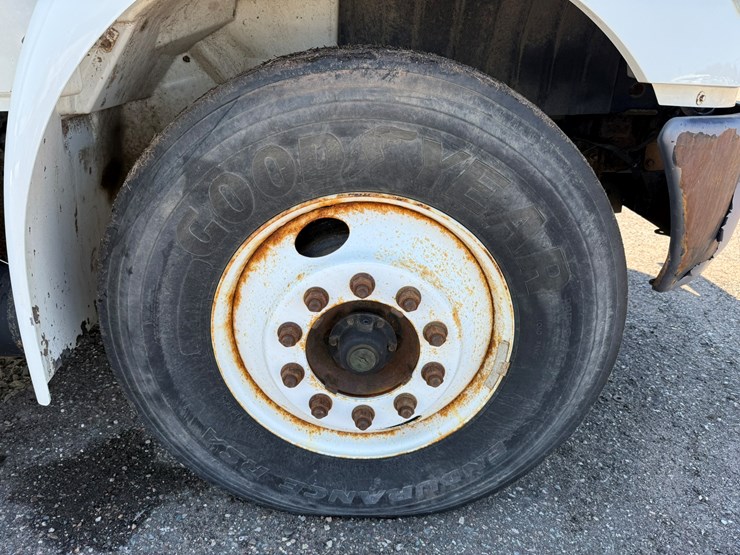 2002-international-4300-sba-image-50