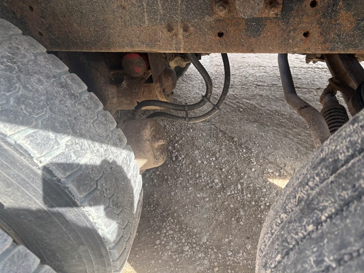 1999-sterling-l9513-image-67