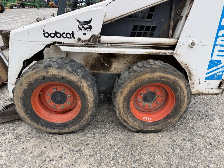 1993-bobcat-742b-image-10