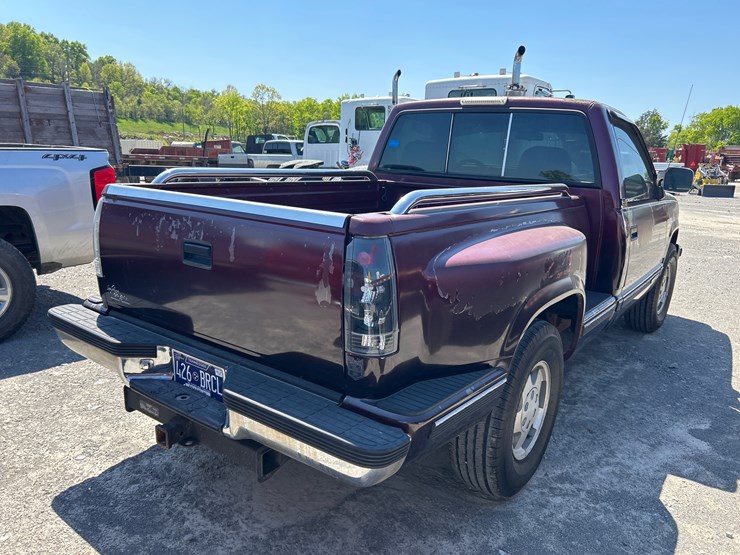 1994-gmc-sierra-1500-image-4