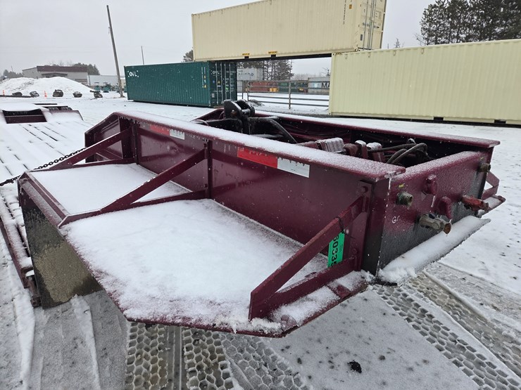 1994-massey-ferguson-8-image-9