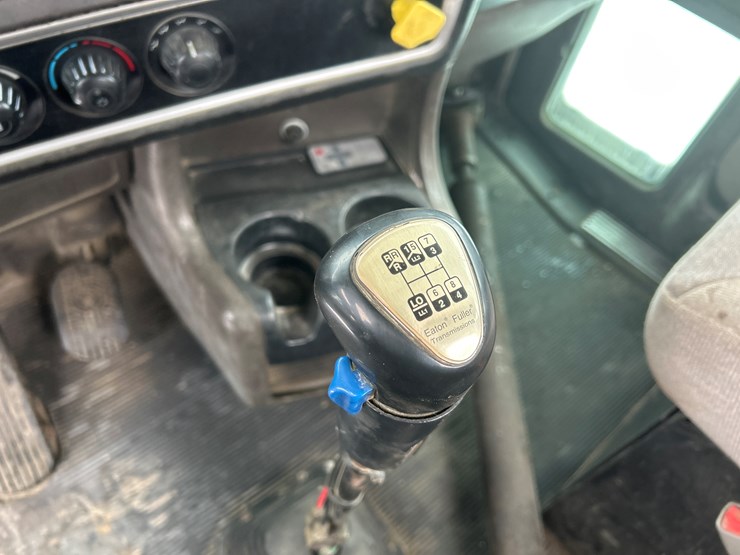 2007-kenworth-w900-image-64