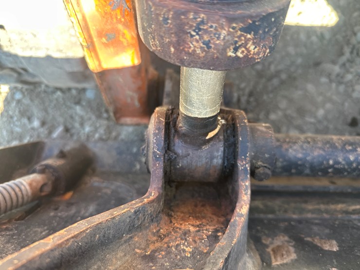 2020-gehl-rt105-image-30