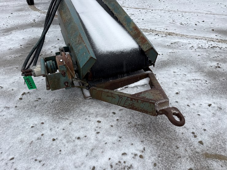 massey-ferguson-8-image-9