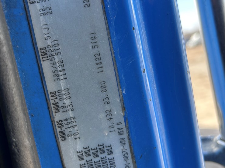 #1680-•-2003-freightliner-day-cab-truck-tractor-image-77