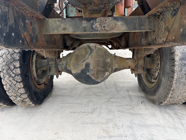 massey-ferguson-8-image-35