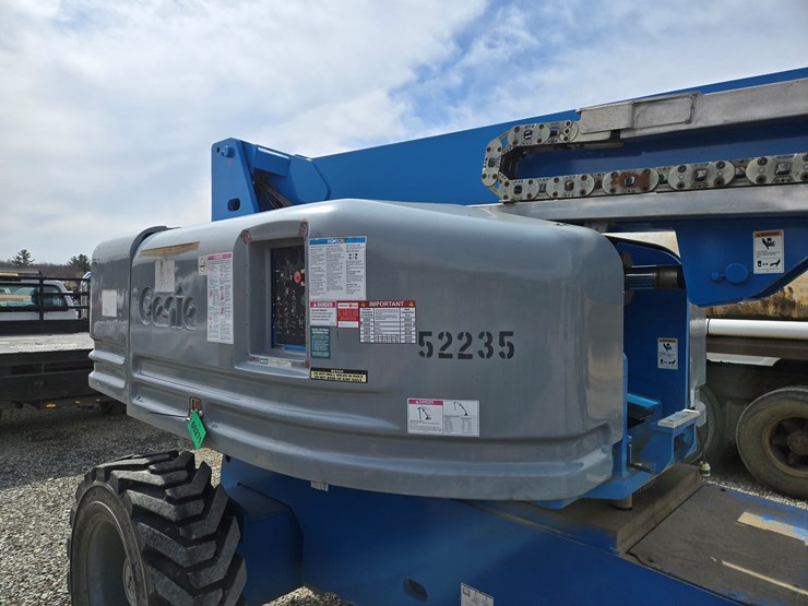 2007-genie-s85-image-24