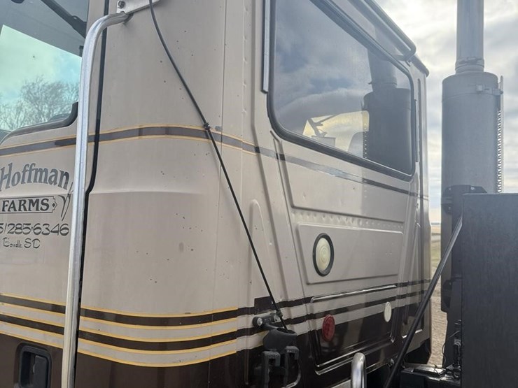 2007-mack-pinnacle-cxp613-image-35