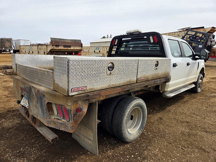 2017-ford-f350-image-5