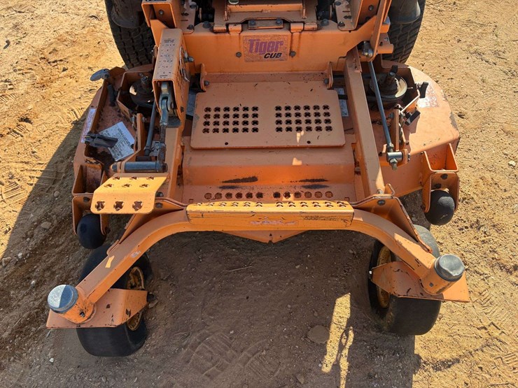 scag-tiger-cub-48"-zero-turn-mower-(1,145-hours)-image-5