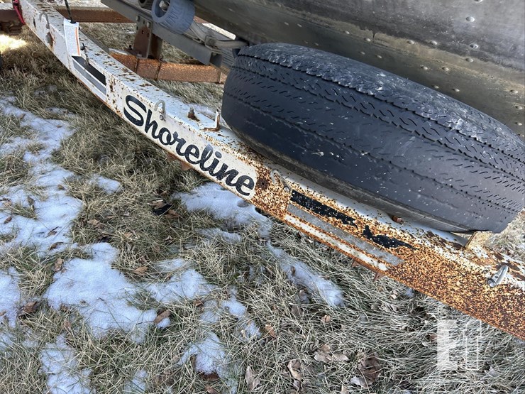 lund-16ft-fishing-boat-w/trailer-image-4