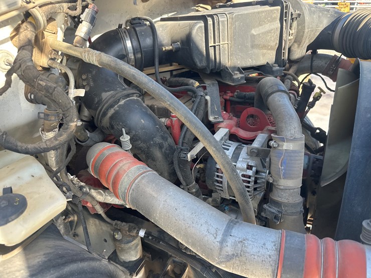 2012-ford-f650-image-39