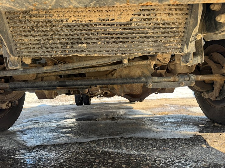 #2049-•-2015-ram-5500-heavy-duty-service-truck-image-22