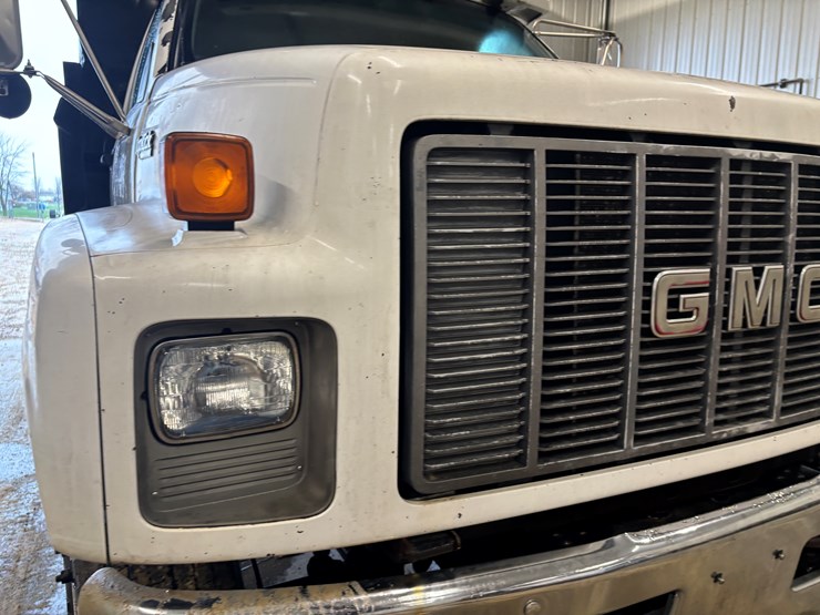 1995-gmc-topkick-image-15