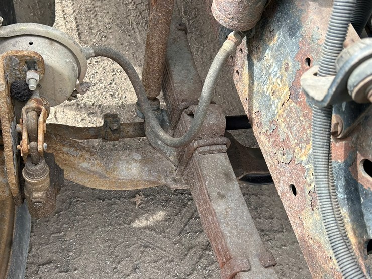 1996-international-4700-image-35