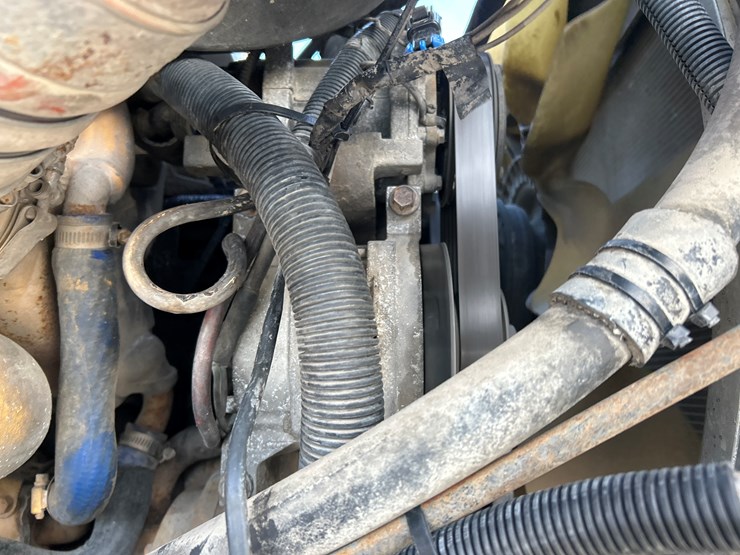 2005-international-7600-image-54