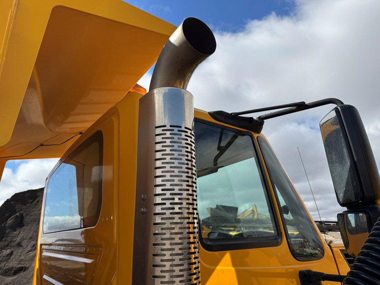 2009-international-workstar-7500-image-15