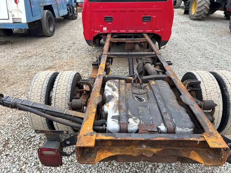 2008-ford-f550-xl-image-17