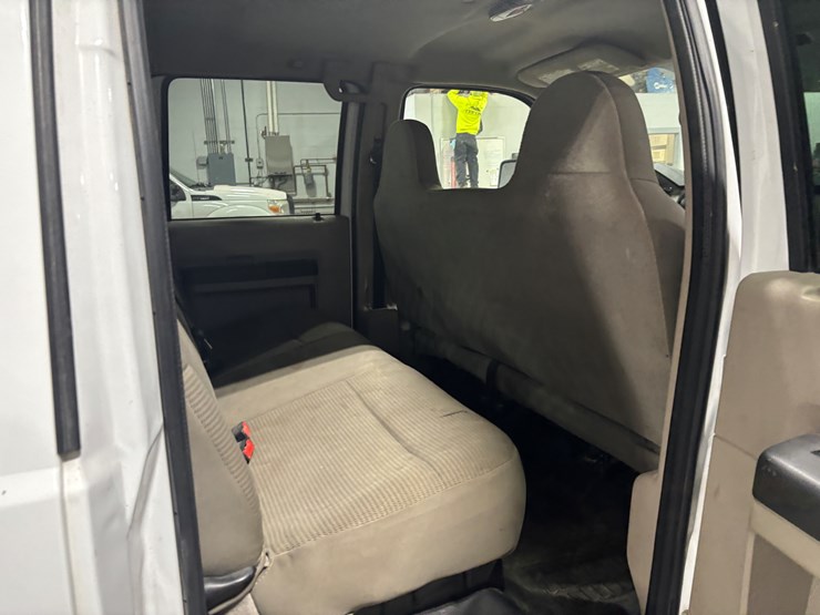 2009-ford-f350-image-46