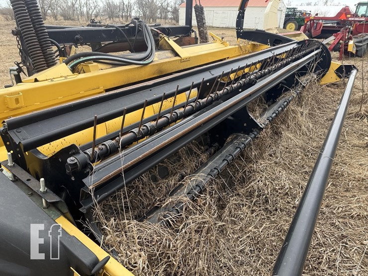 new-holland-tv140-image-61