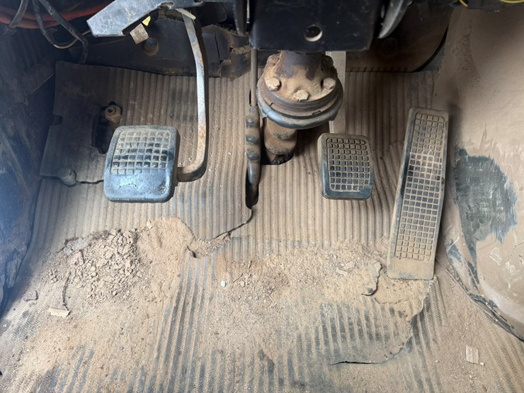 #1113-•-1990-ford-quad-axle-dump-truck-image-42