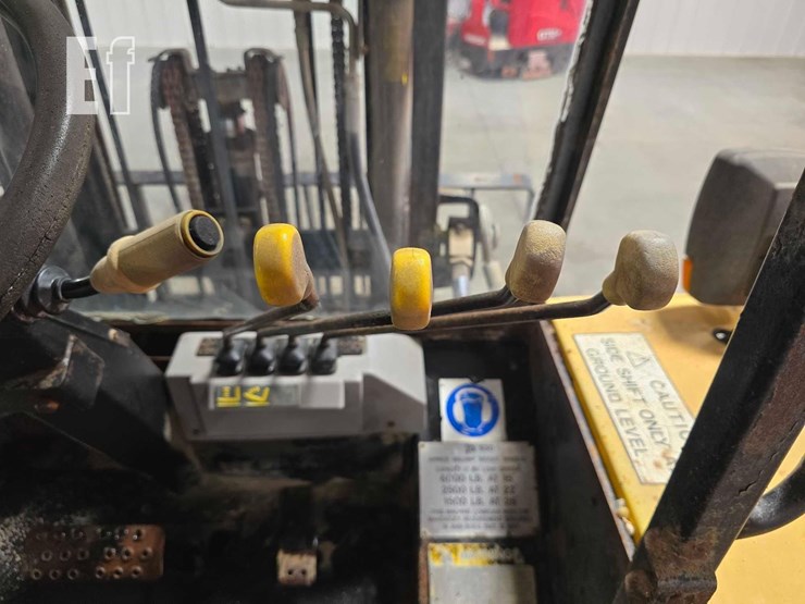 2008-jcb-930-image-14