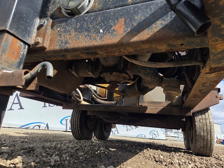 2019-massey-ferguson-8-image-43