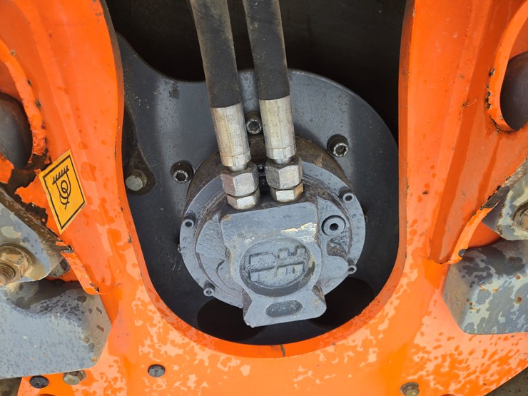 2012-hamm-hd14vv-image-43