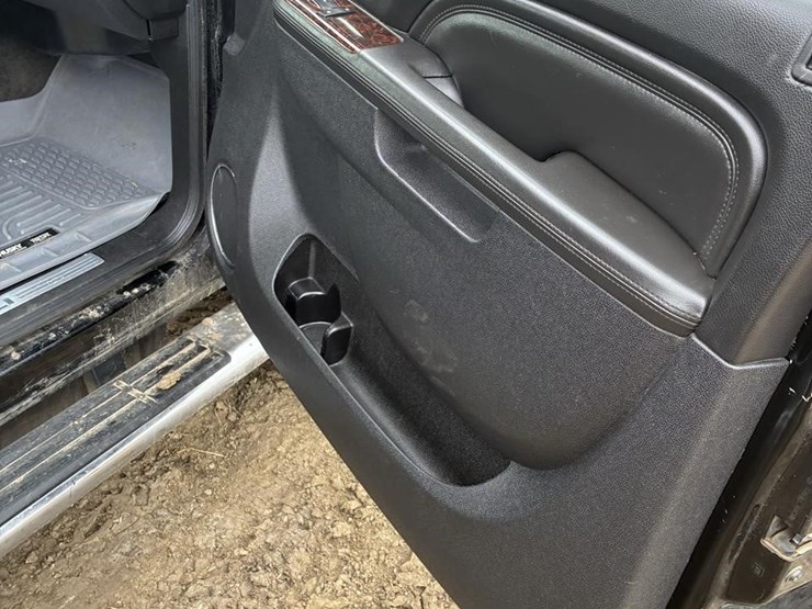 2013-gmc-2500hd-image-10