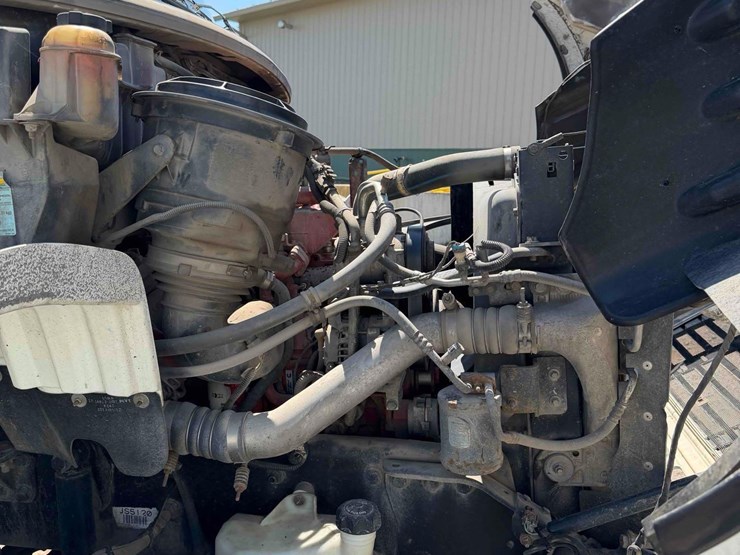 2018-freightliner-tandem-axle-trash-truck-image-9