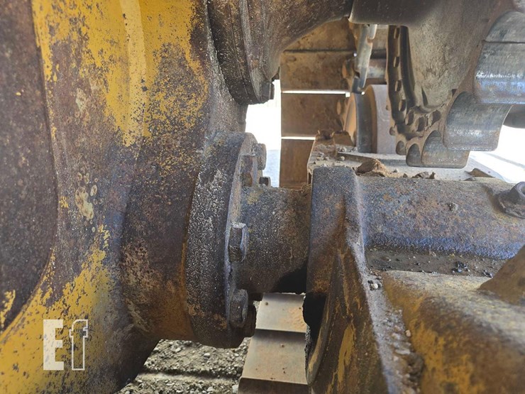 2006-caterpillar-d6r-xl-iii-image-21