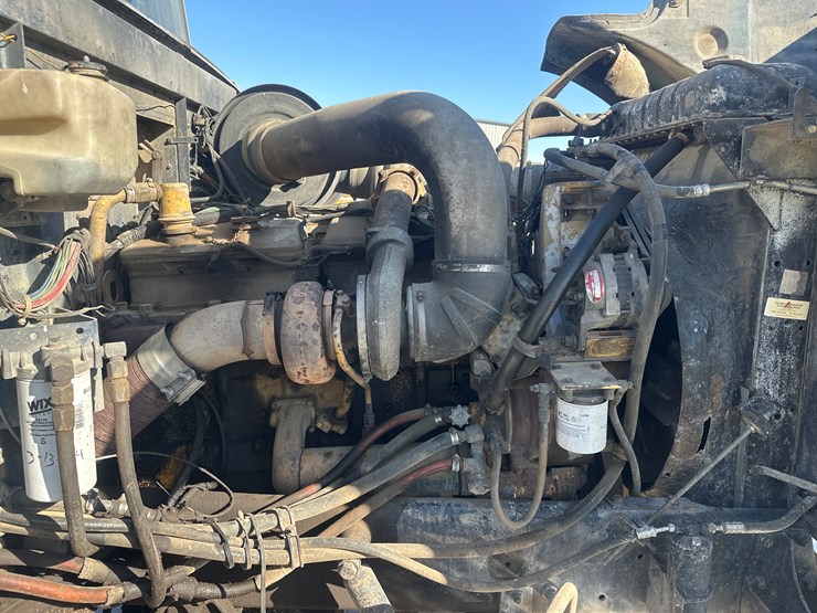 1986-international-f9370-image-35