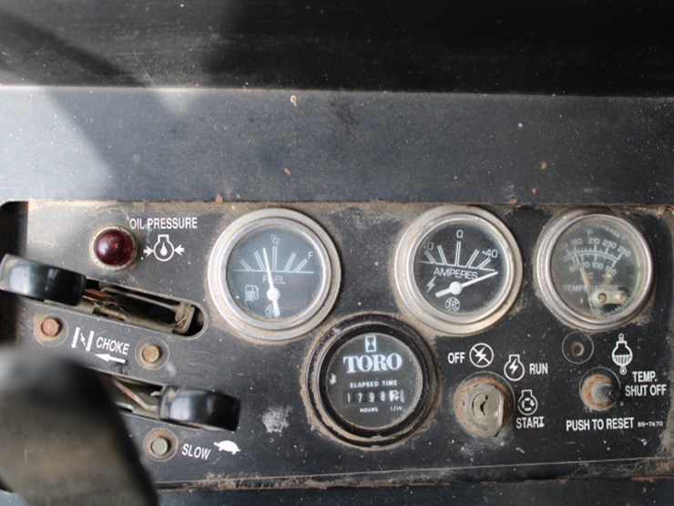 toro-groundsmaster-345-image-4