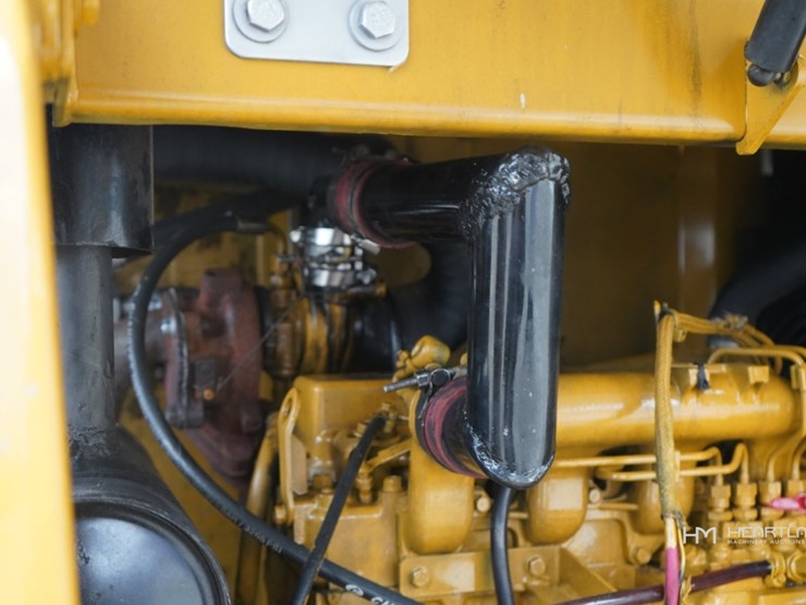 2014-caterpillar-305.5e-image-35