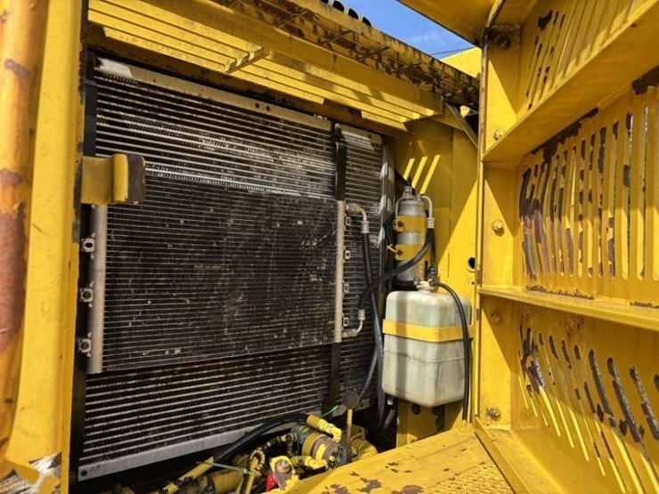 2006-kobelco-sk330-lc-image-23